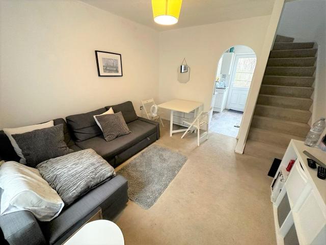 Apartment for rent in Lane, Greater London