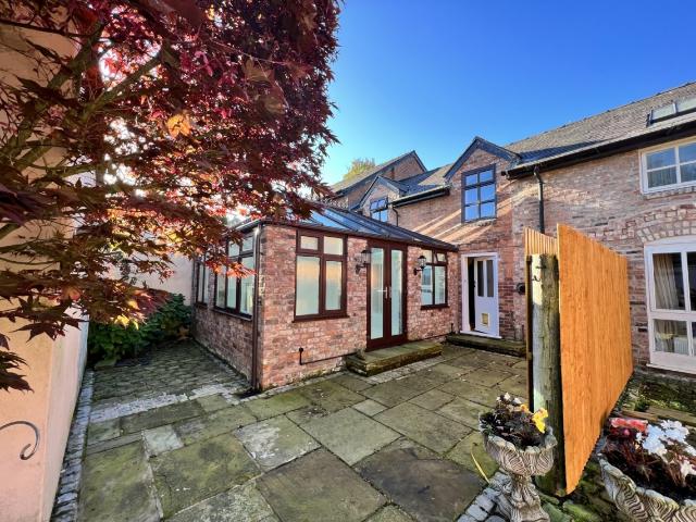 House for rent in Rossmore, Cheshire