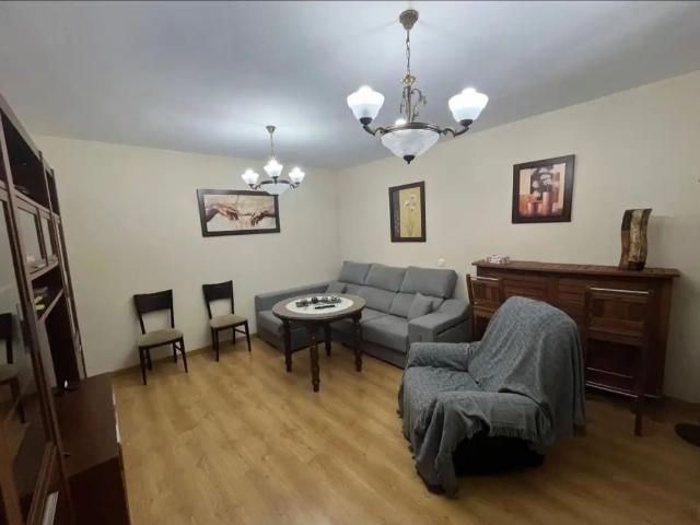 Apartamento en alquiler en Baeza, Andalucía
