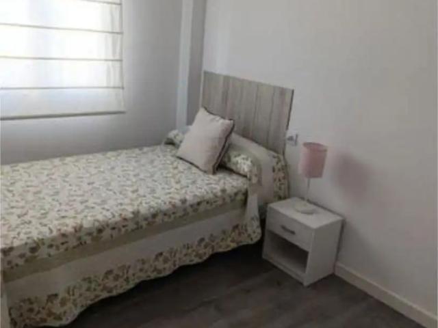 Apartamento en alquiler en Barrio Poetas de la Hispanidad, Baeza