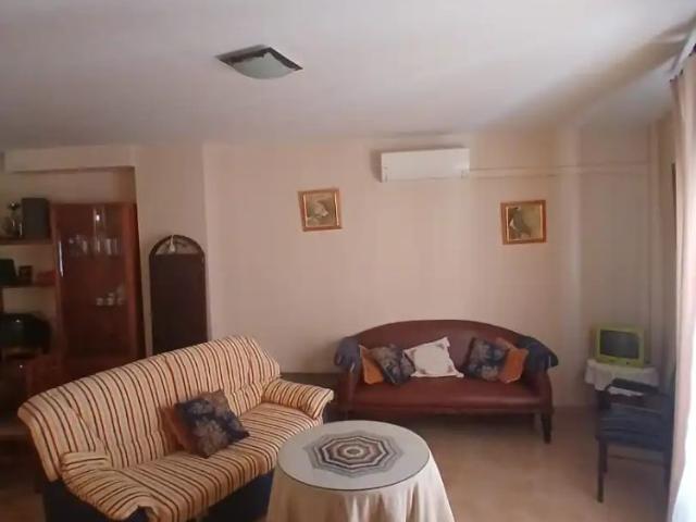Apartamento en alquiler en Barrio Poetas de la Hispanidad, Baeza