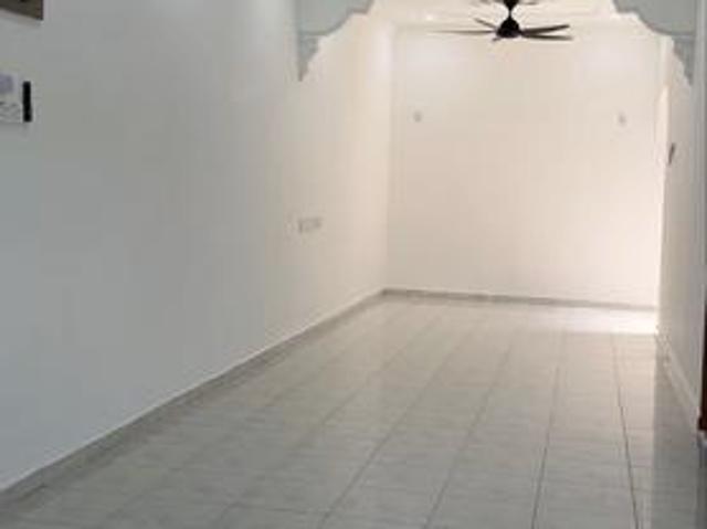 Terraced House for rent in Wellesley, Penang
