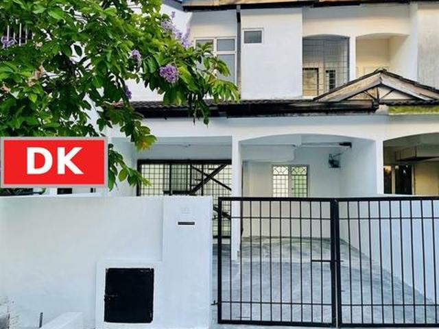 Terraced House for sale in Tanjong Sepat, Selangor