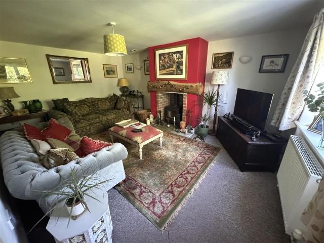 House for rent in Milborne St Andrew, East Dorset