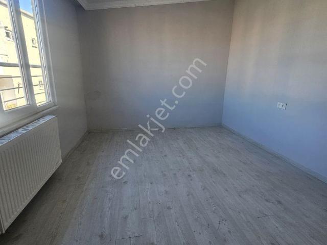 100. Yıl Mahallesi, Bağcılar içerisinde kiralık mülk