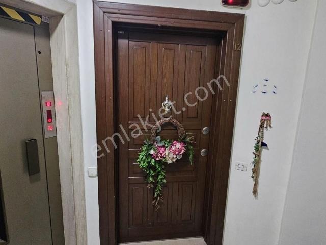 Kadiköy, İstanbul içerisinde kiralık mülk