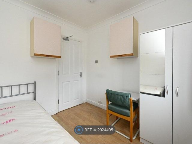 Room for rent in Brookville, Norfolk