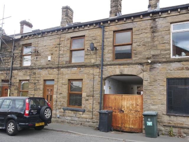 Apartment for rent in Woodkirk, West Yorkshire