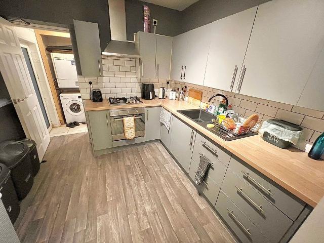 House for rent in Nangreaves, Wales