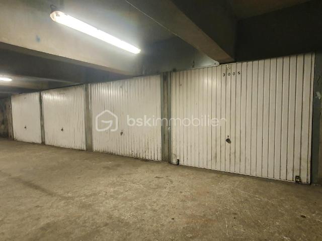 Garage vente à Bobigny, Bagnolet