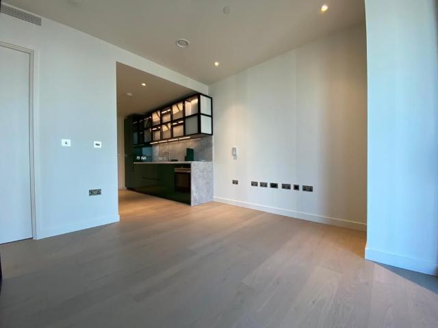 Studio for rent in Canary Wharf, Greater London