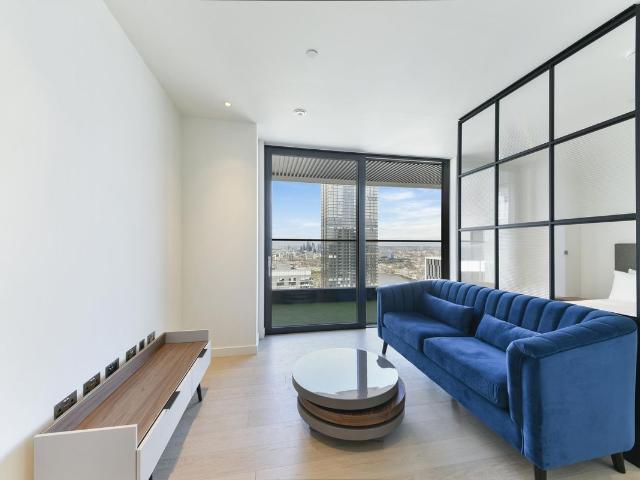 Studio for rent in London Borough of Tower Hamlets, Greater London