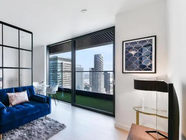 Apartment for rent in Canary Wharf, Greater London