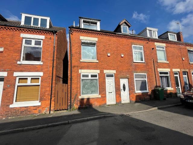 Apartment for rent in Pleasley Hill, Mansfield