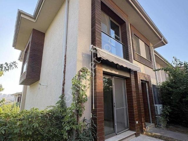 Başakşehir, İstanbul içerisinde kiralık Villa