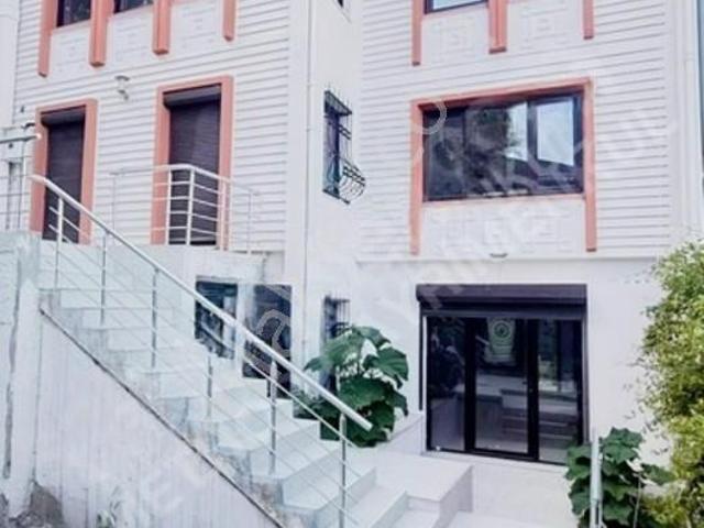Başakşehir, İstanbul içerisinde kiralık Villa