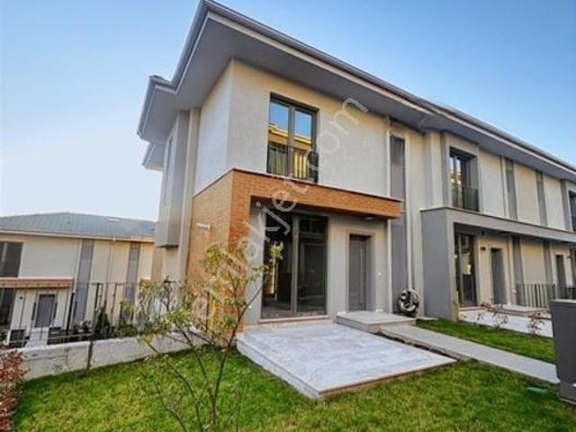 Başakşehir, İstanbul içerisinde kiralık Villa