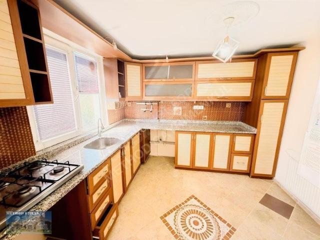 Aşık Veysel Mahallesi, Esenyurt içerisinde kiralık mülk