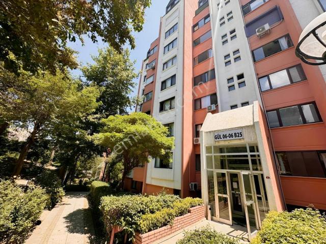Gül 06, Başakşehir içerisinde satılık mülk