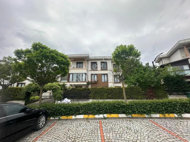 Başakşehir, İstanbul içerisinde satılık Villa