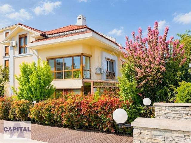 Başakşehir, İstanbul içerisinde satılık Villa