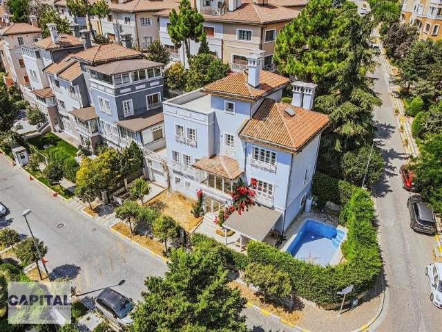 Başakşehir, İstanbul içerisinde satılık Villa