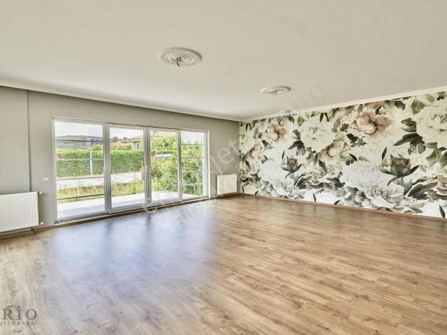 Başakşehir, İstanbul içerisinde satılık Villa