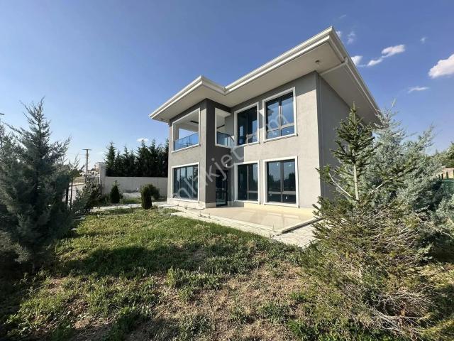 Gölbaşi, Ankara içerisinde satılık Villa