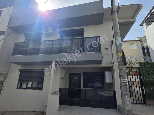 Bozyaka Mahallesi, Karabağlar içerisinde satılık Villa