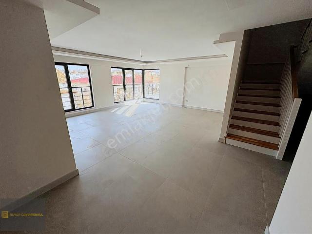 Çankaya, Ankara içerisinde satılık mülk