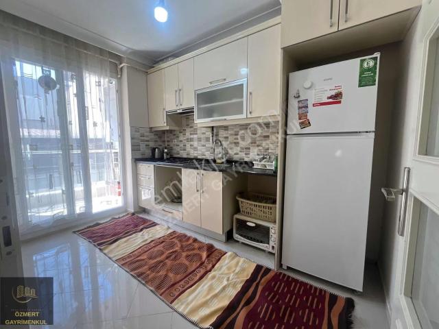 Karabağlar, İzmir içerisinde kiralık mülk