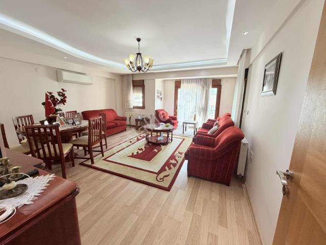 Bahçelievler Mahallesi, Karabağlar içerisinde kiralık mülk