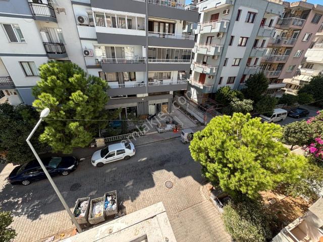 Bahçelievler Mahallesi, Karşıyaka içerisinde satılık mülk