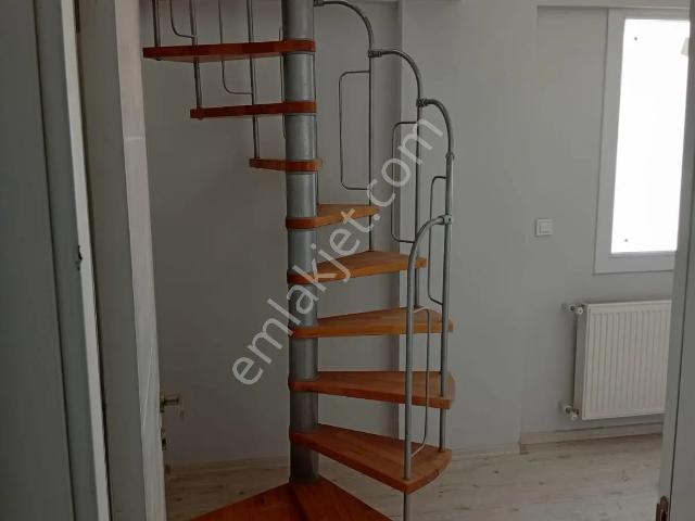 Karabağlar, İzmir içerisinde satılık mülk