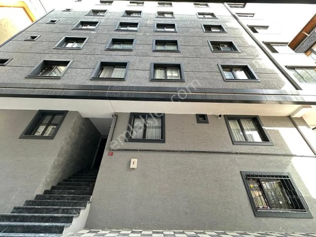 Cumhuriyet Mahallesi, Bahçelievler içerisinde satılık mülk