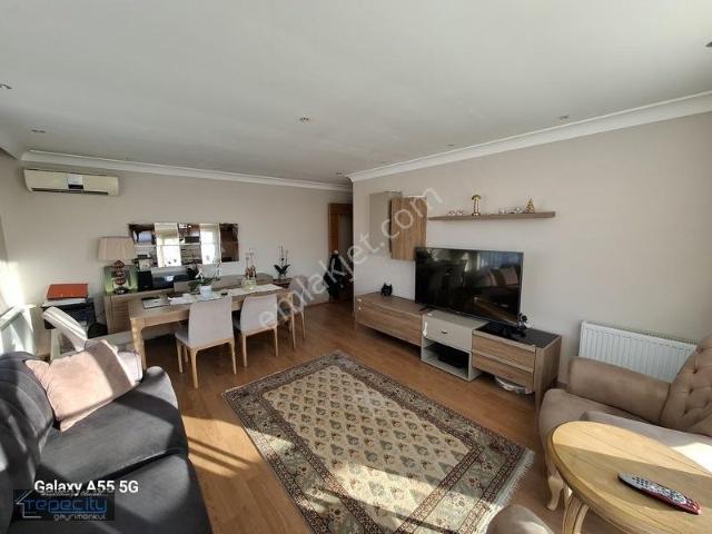 Yenibosna Merkez Mahallesi, Bahçelievler içerisinde kiralık Residence