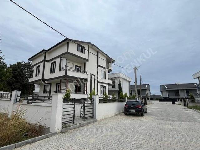 Bahçelievler Mahallesi, Süleymanpaşa içerisinde satılık Villa
