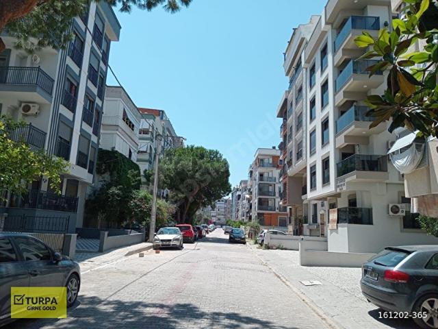 Karşiyaka, İzmir içerisinde satılık mülk