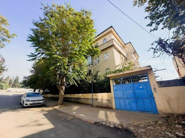Kahramanmaraş, Dulkadiroğlu içerisinde kiralık mülk