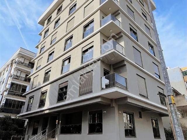 Karşiyaka, İzmir içerisinde satılık mülk