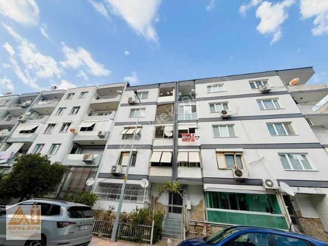 Bahçelievler Mahallesi, Karşıyaka içerisinde satılık mülk