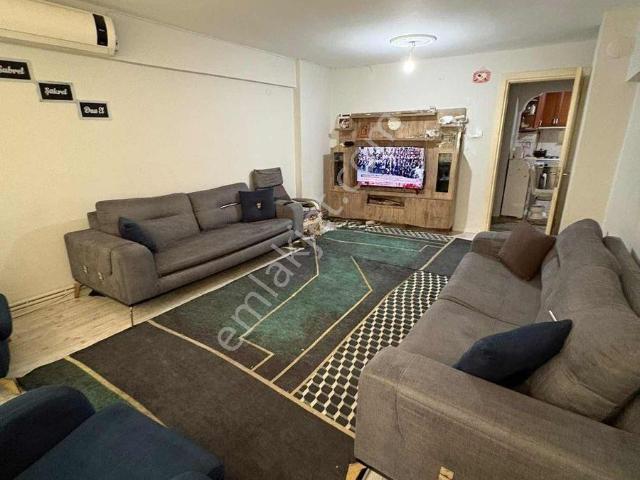 Karabağlar, İzmir içerisinde satılık mülk