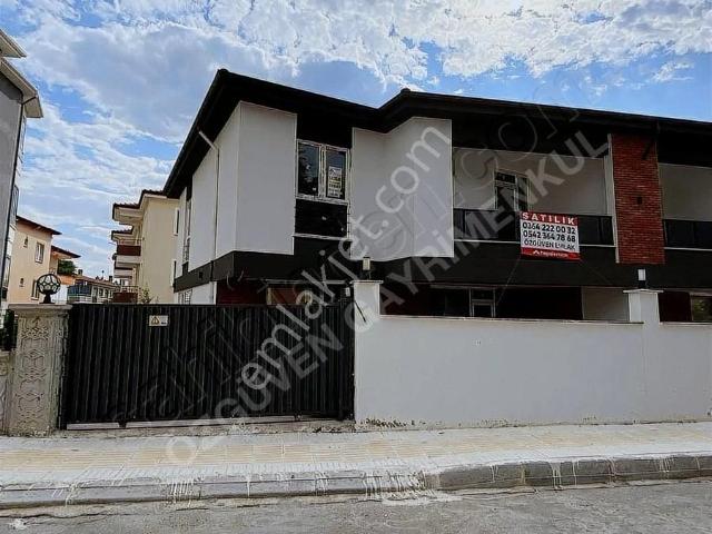 Çorum Merkez içerisinde satılık Villa