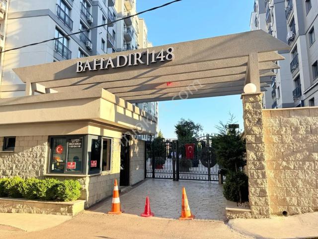 Pendik, İstanbul içerisinde satılık mülk