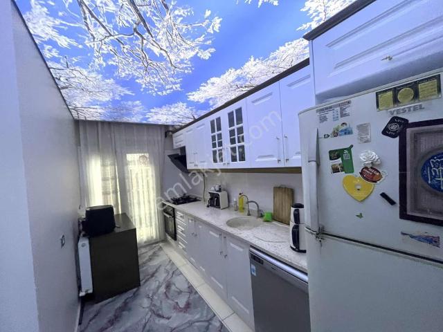 Karabağlar, İzmir içerisinde satılık mülk