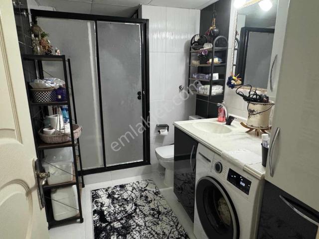 Karabağlar, İzmir içerisinde satılık mülk