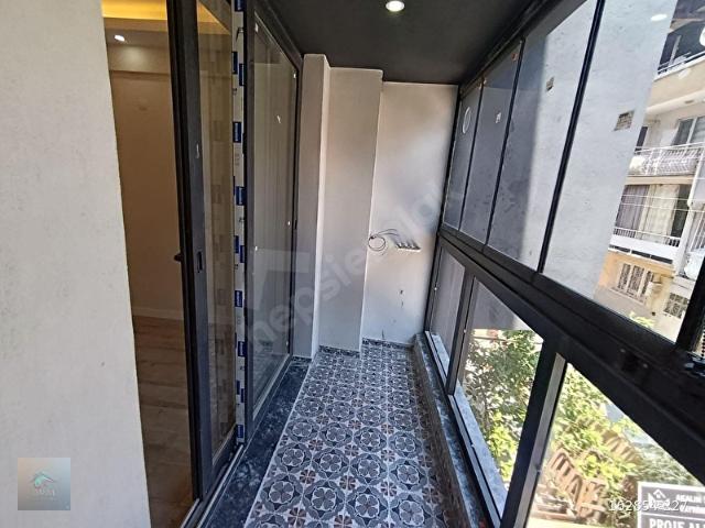 Karabağlar, İzmir içerisinde satılık mülk