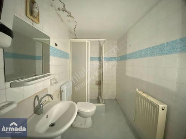 Karşiyaka, İzmir içerisinde kiralık mülk