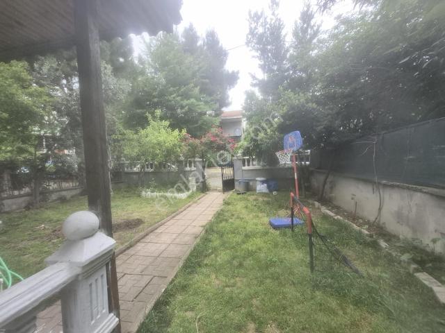 Bahçelievler, İstanbul içerisinde satılık Villa