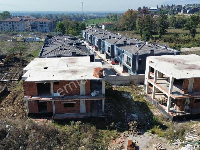 Nalbantoğlu Mahallesi, Düzce Merkez içerisinde satılık Villa